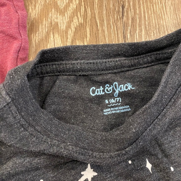 Cat & Jack Kids Tees - set of 2! - Picture 4 of 6